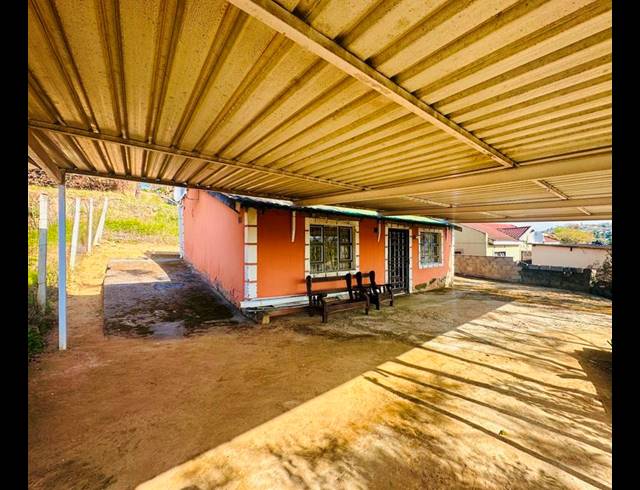 2 BEDROOM HOUSE FOR SALE IN UMLAZI